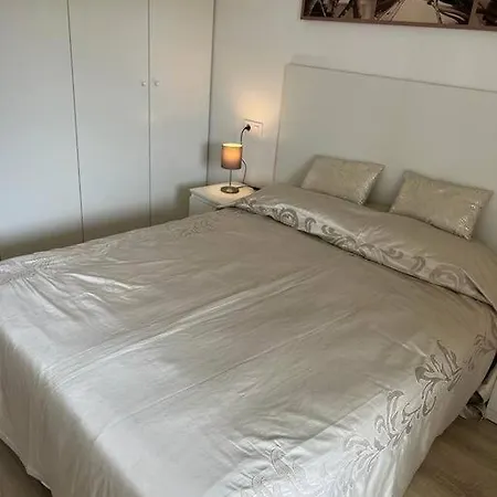 New Flat Near The Apartment *