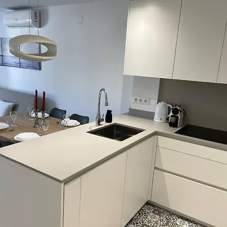 New Flat Near The Apartment