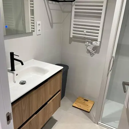 Apartment New Flat Near The